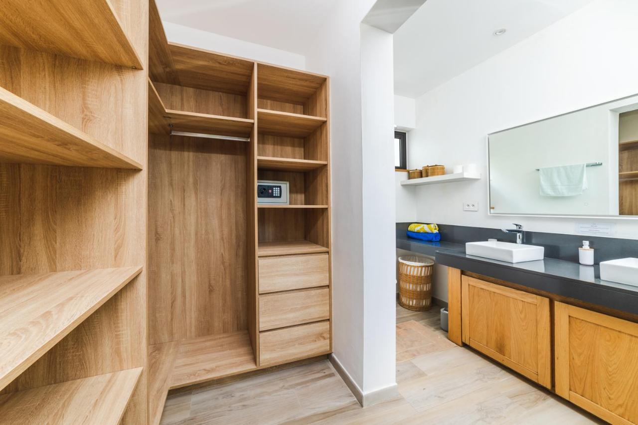 Blue Residences- Ground Floor Two Bedroom Apartment Grand Bay Buitenkant foto
